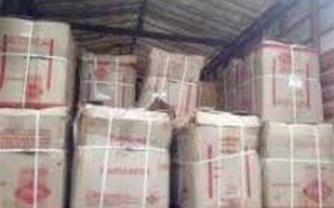 bobby goods carrier packing boxs