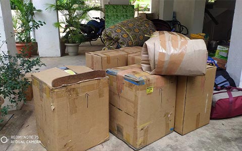 m g r packers and movers loading unloading shifting item
