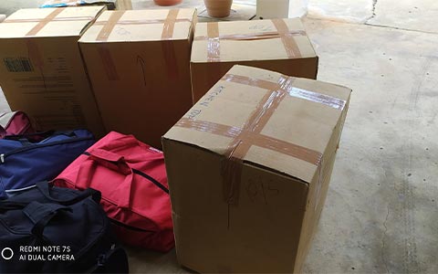 m g r packers and movers packing box