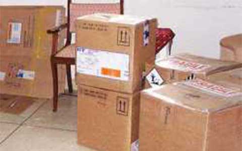 mondal packers and movers packing box